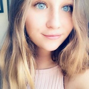 Meet your Posher, Kaitlyn